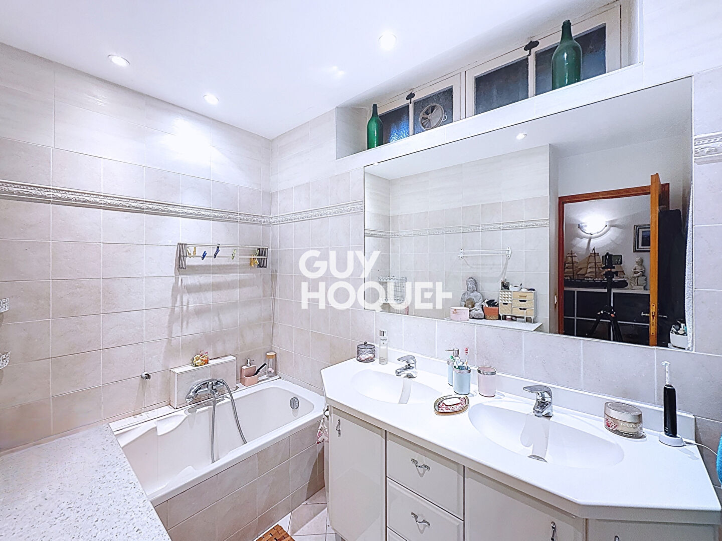 Exclusivité à Grasse : Superbe appartement 5 pièces avec garage et terrasse