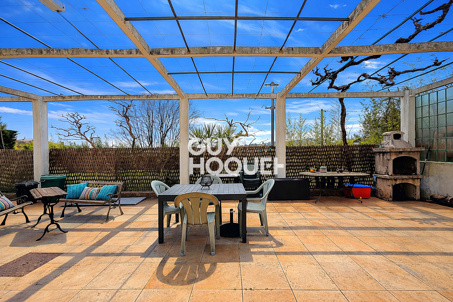 Exclusivité à Grasse : Superbe appartement 5 pièces avec garage et terrasse