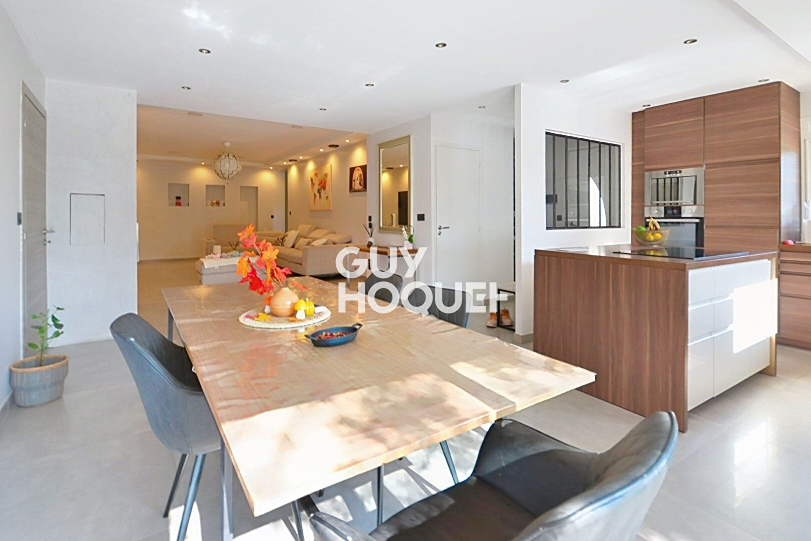 EXCLUSIVITE - Mougins Proche de l'accès A8 et des écoles et de Cannes