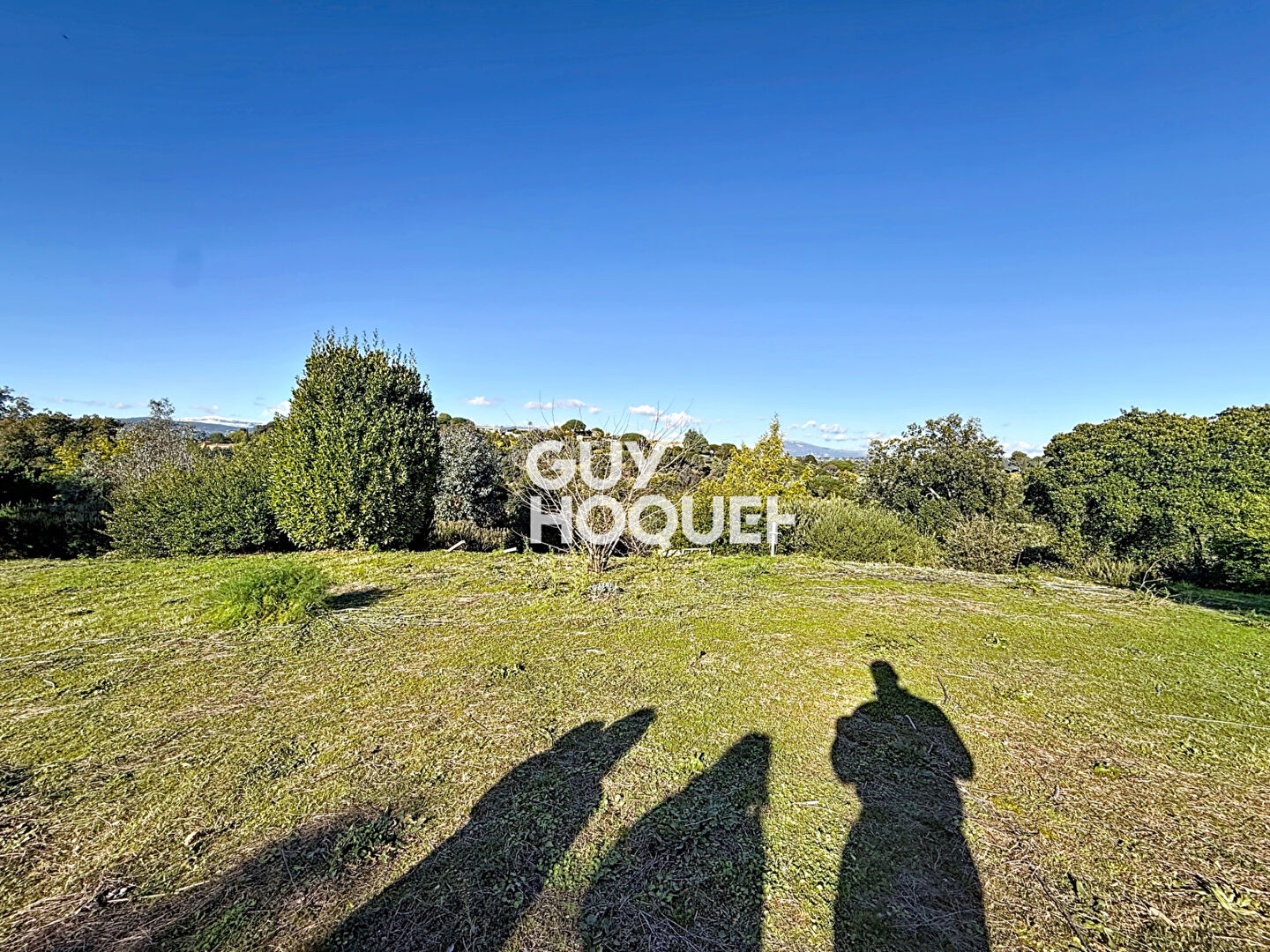 Terrain à bâtir au calme avec vue dégagée à La Roquette-sur-Siagne
