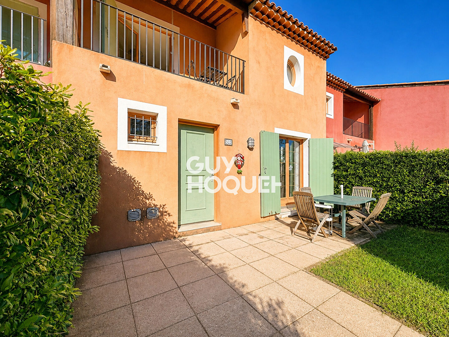 Maison 3 pièces 51 m² avec jardin, terrasse et 2 parkings à Mouans-Sartoux.