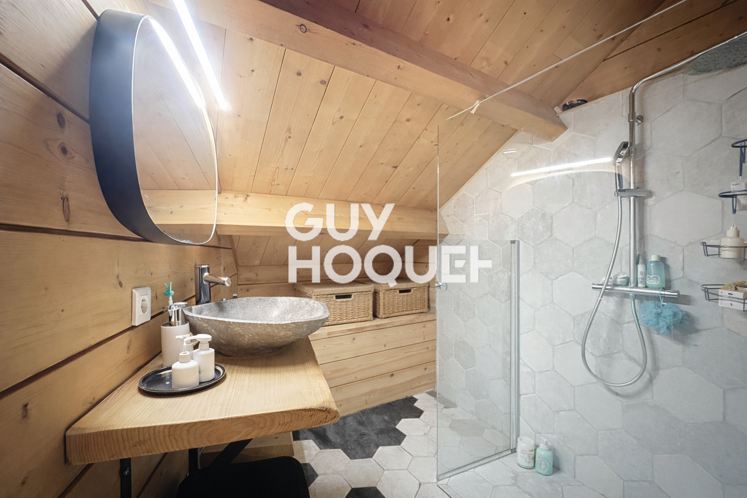 Chalet à vendre à Andon avec vue montagne exceptionnelle