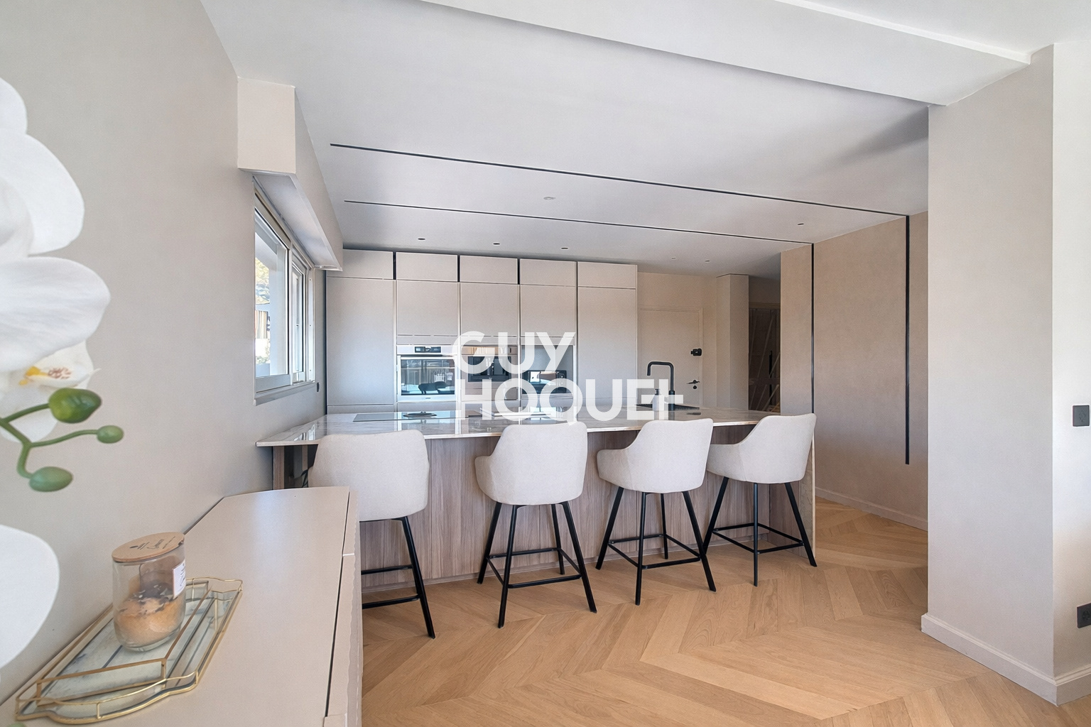 Appartement d'Exception 4 Pièces à Vendre à Mougins - Vue Montagne et Terrasse de 100 m²