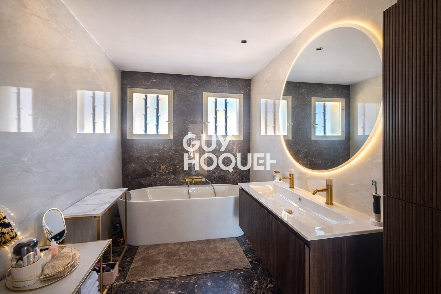 Appartement d'Exception 4 Pièces à Vendre à Mougins - Vue Montagne et Terrasse de 100 m²