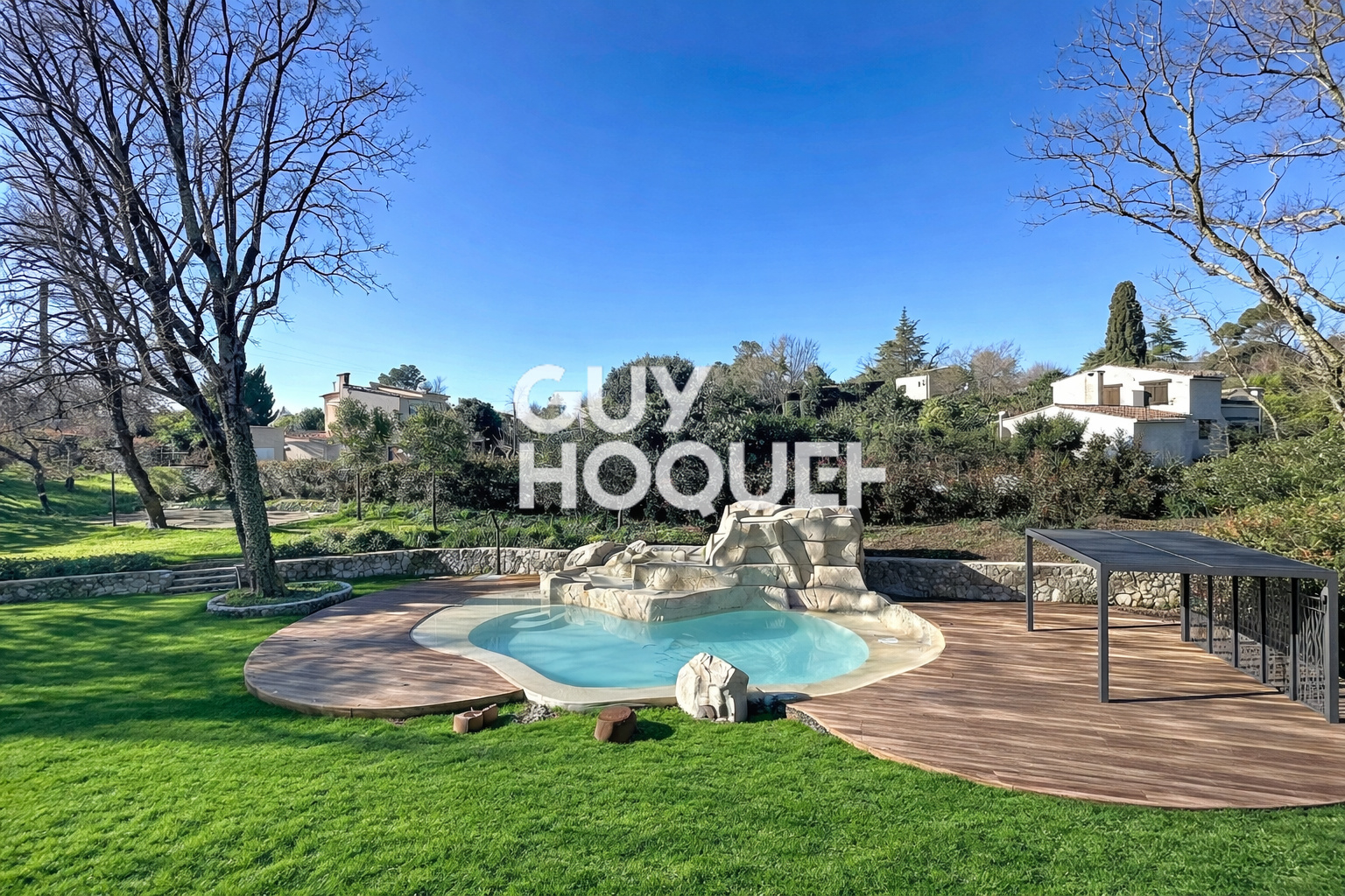 Propriété de caractère à Roquefort-les-Pins