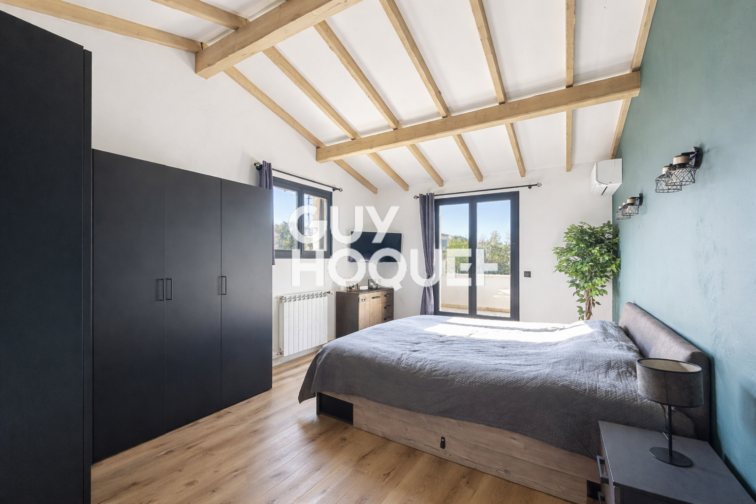 Propriété de caractère à Roquefort-les-Pins