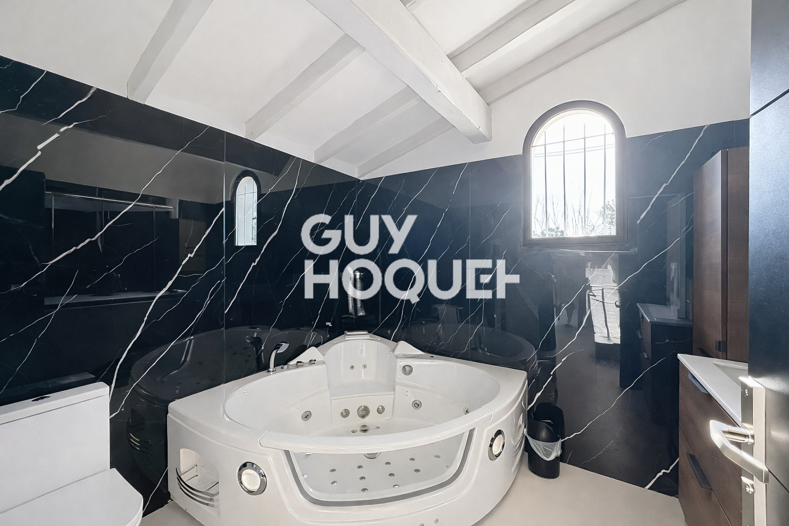 Propriété de caractère à Roquefort-les-Pins