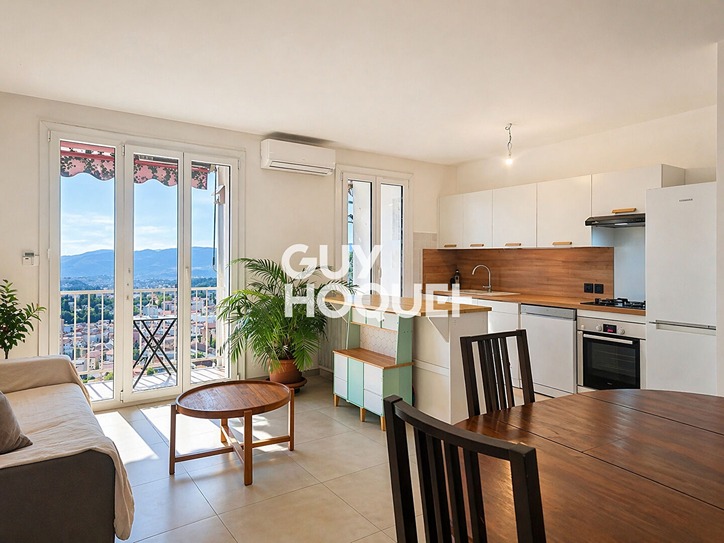 Appartement 3 pièces vue mer - Terrasse plein sud - Parking + cave