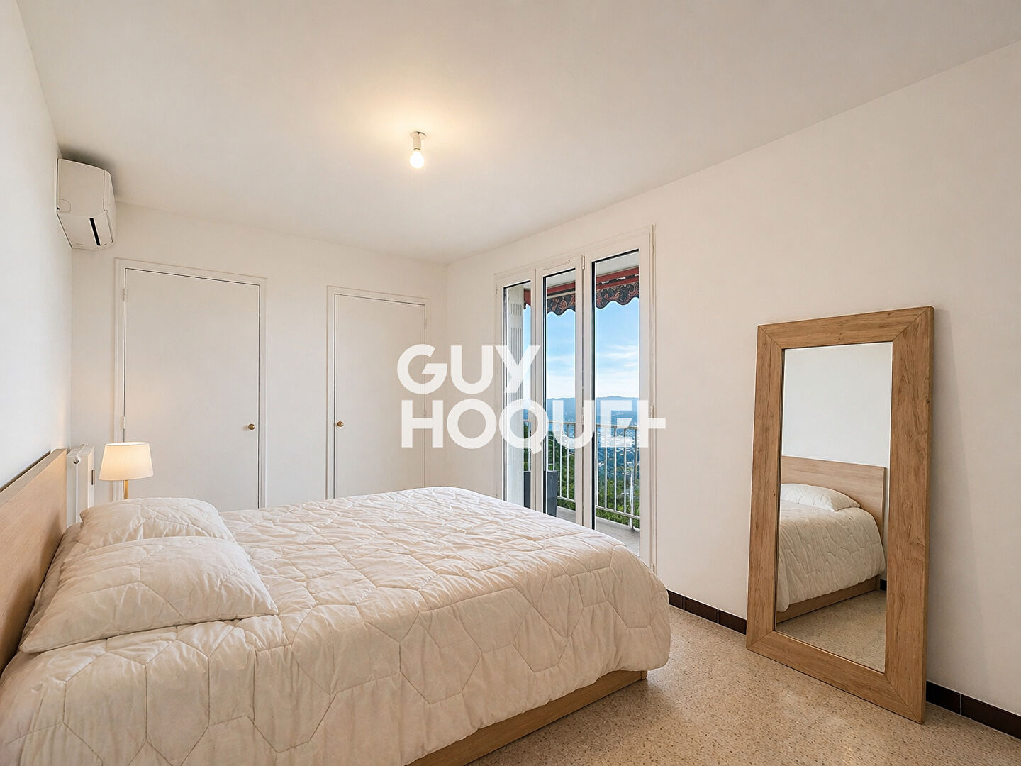 Appartement 3 pièces vue mer - Terrasse plein sud - Parking + cave