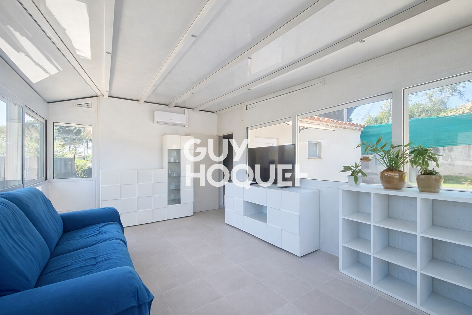 Deux maisons indépendantes 2 et 3 pièces sur 495 m² à Mougins
