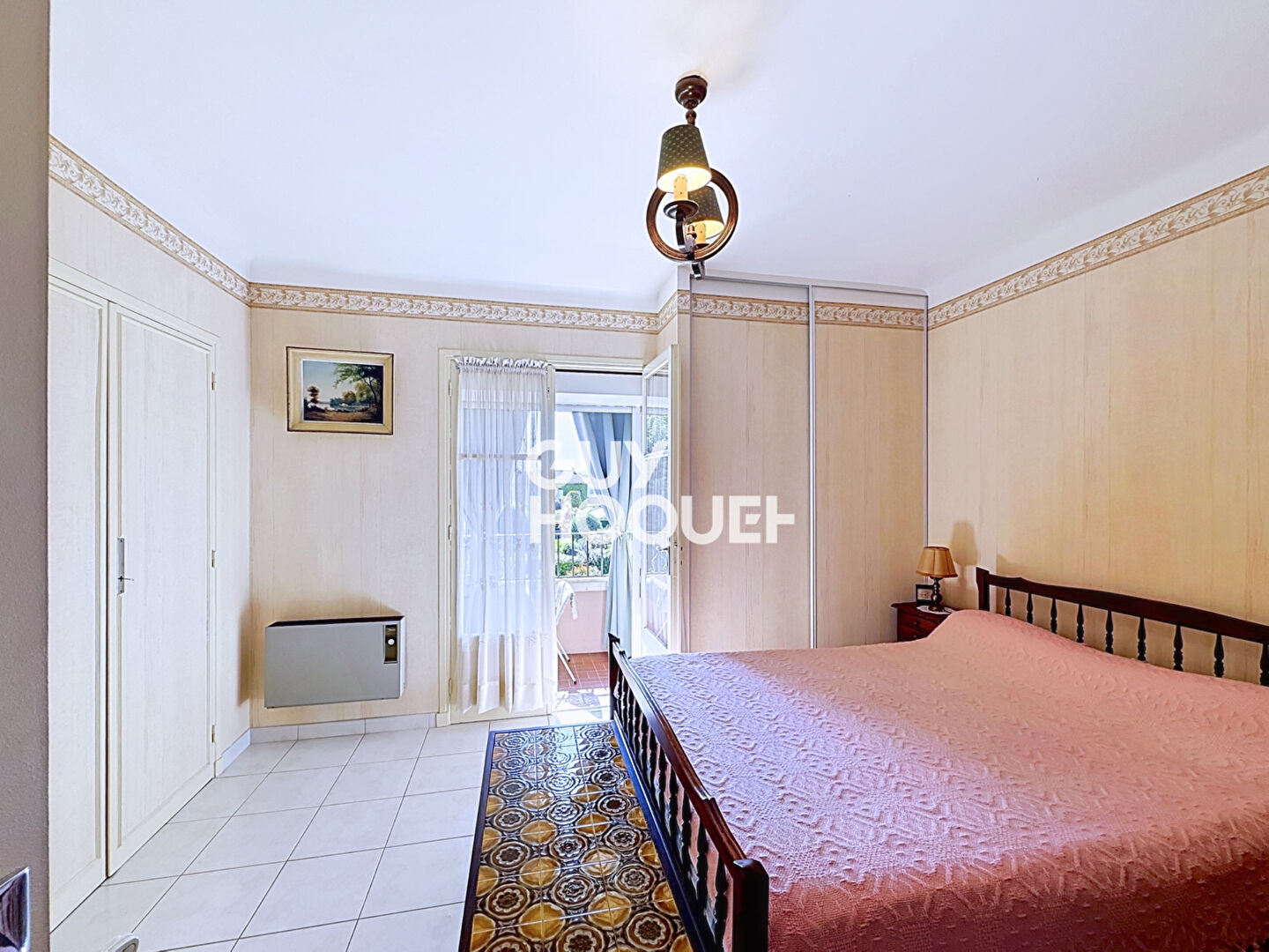 VIAGER OCCUPÉ - MOUANS-SARTOUX