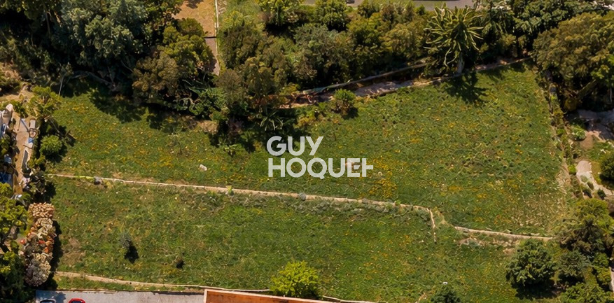 Terrain à vendre de 1874 m² exposé sud à Mougins - Exclusivité Guy Hoquet MOUANS-SARTOUX