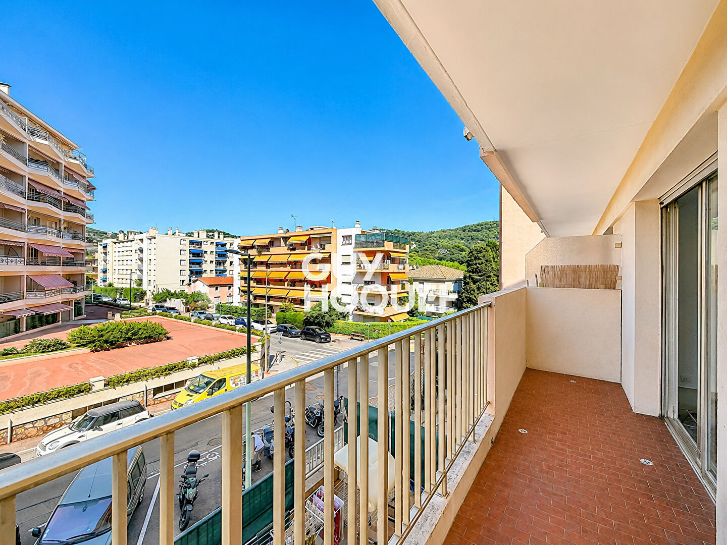 Studio avec balcon - Le Cannet limite Cannes, secteur Carnot