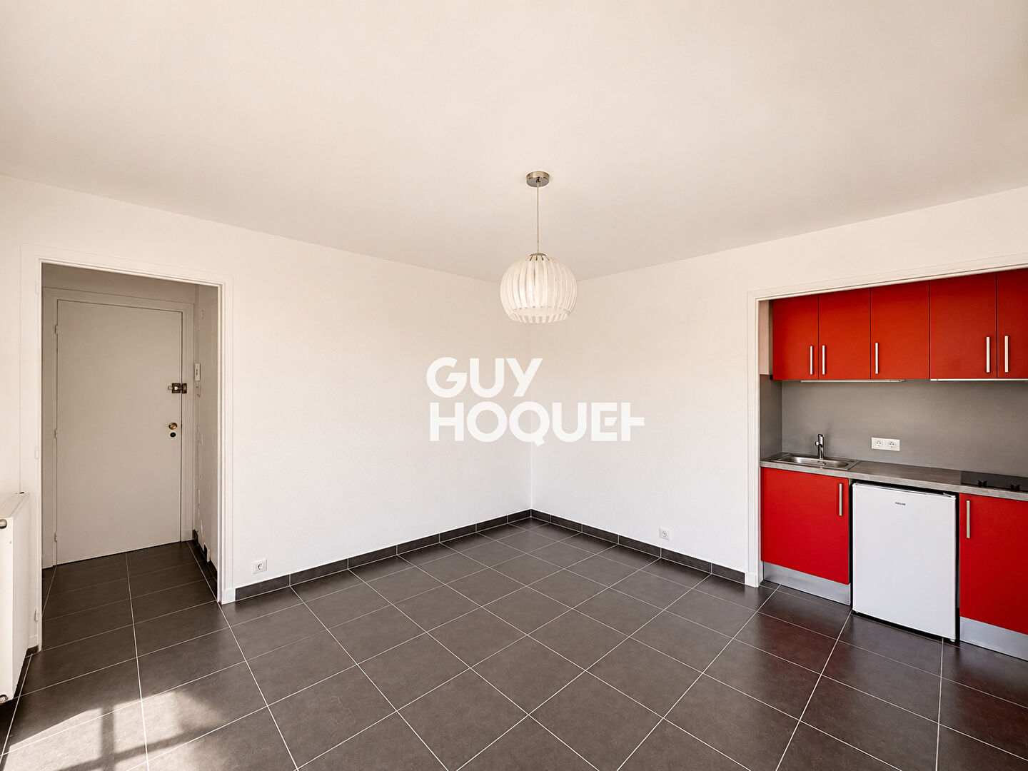 Studio avec balcon - Le Cannet limite Cannes, secteur Carnot