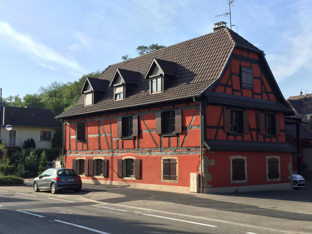 À louer, appartement dans maison d'environ 100 m², 4 pièces à SIERENTZ (68510).