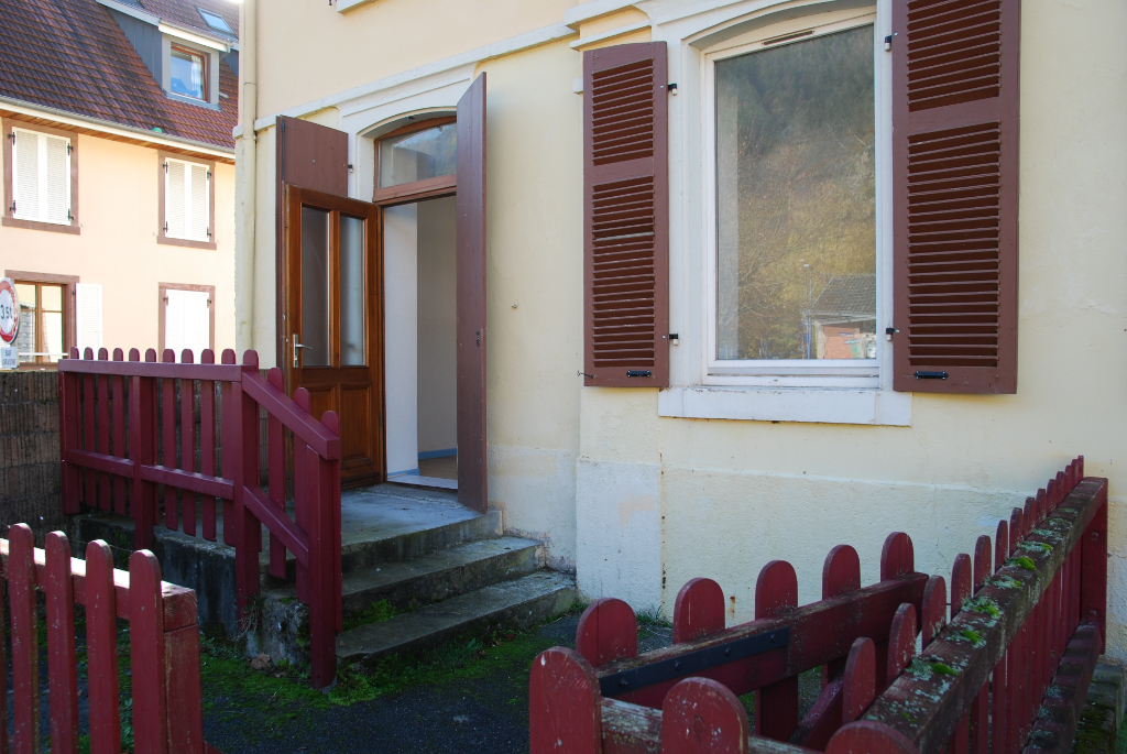 FELLERING : appartement T4 à louer en cours de rénovation