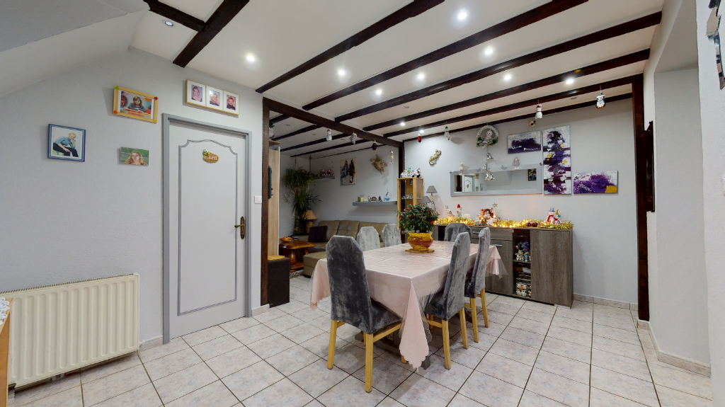 Maison F4  en Impasse, calme assuré  et chambre en rdc !