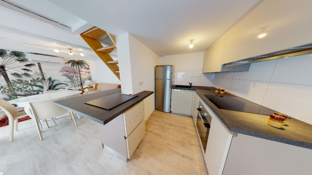Magnifique petite maison meublé F2 en location à VILLAGE NEUF !