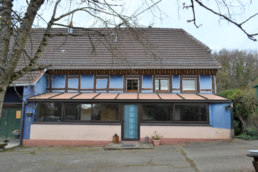 Maison Alsacienne avec dépendances