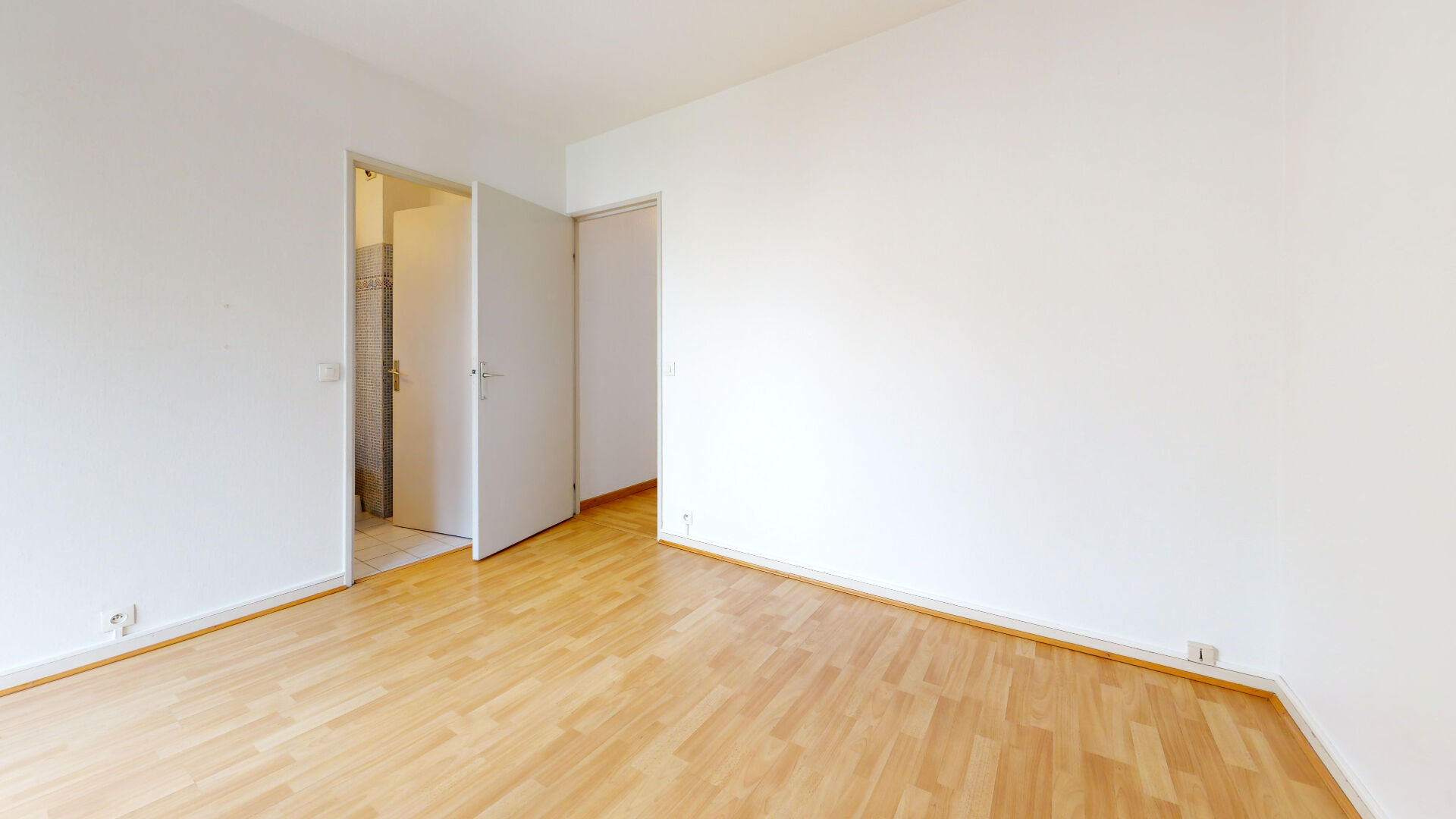 À louer : Charmant appartement 2 pièces à Mulhouse avec balcon et garage fermé en sous sol !
