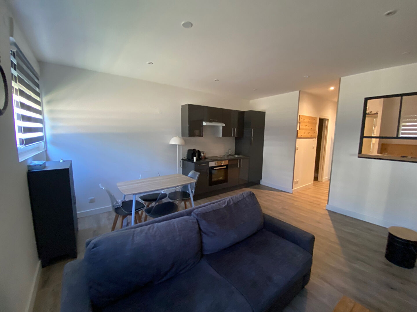 Charmant Appartement 1 Pièce BIS avec coin nuit  à Louer à Mulhouse - honoraies d'agence offert !