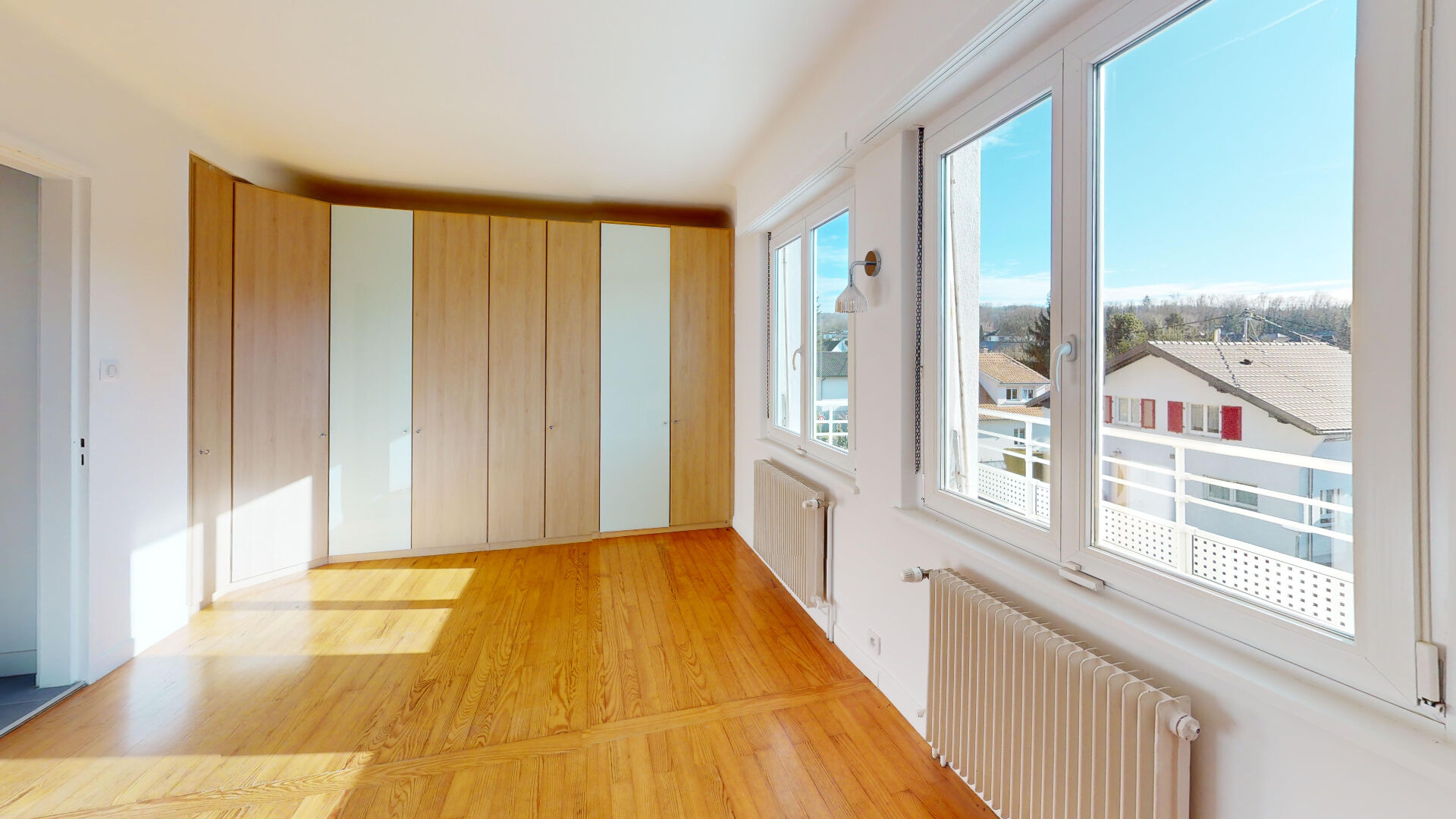 Maison spacieuse de 7 pièces à vendre PROCHE BRUNSTATT!