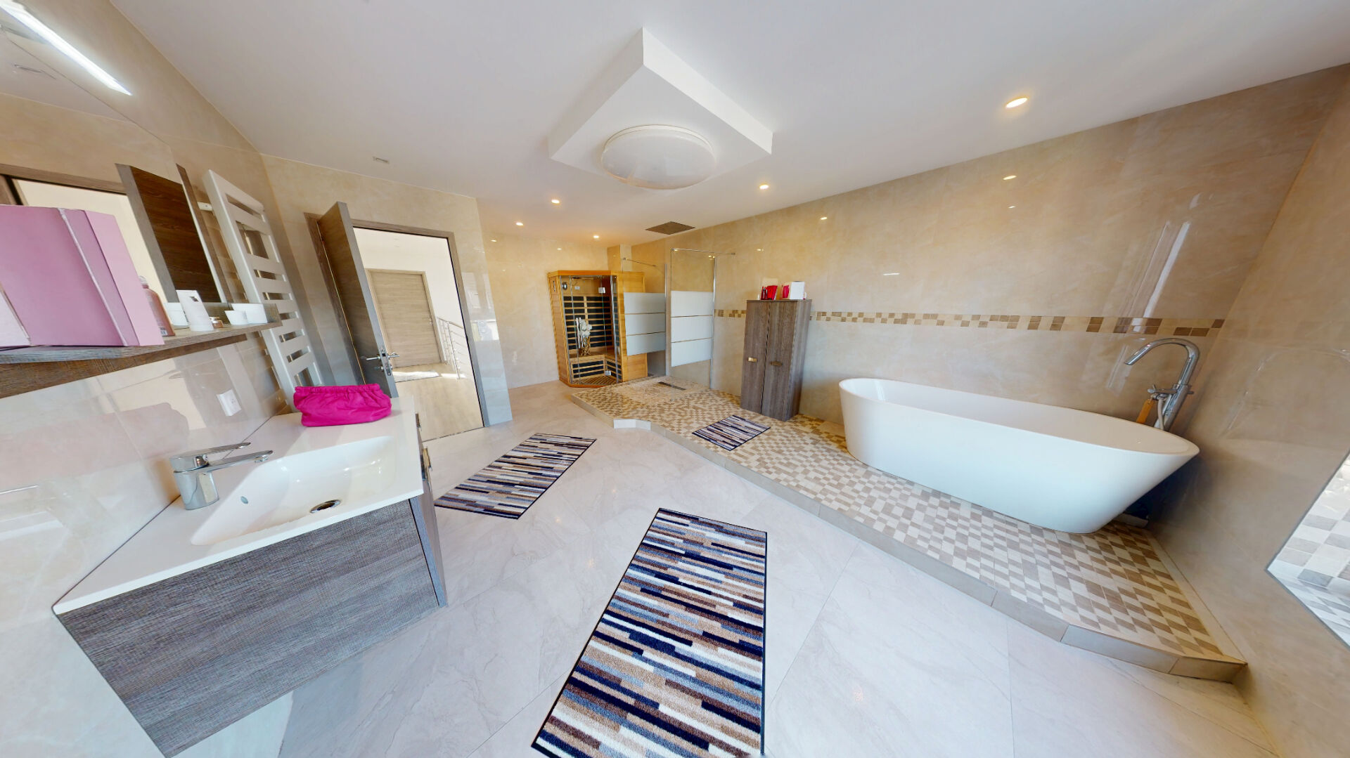 EXCLUSIVITÉ ? MAISON 5 PIÈCES AVEC JARDIN DE 256 m2