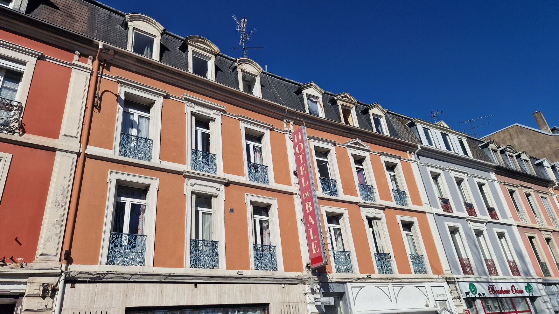 FONDS DE COMMERCE HOTEL!