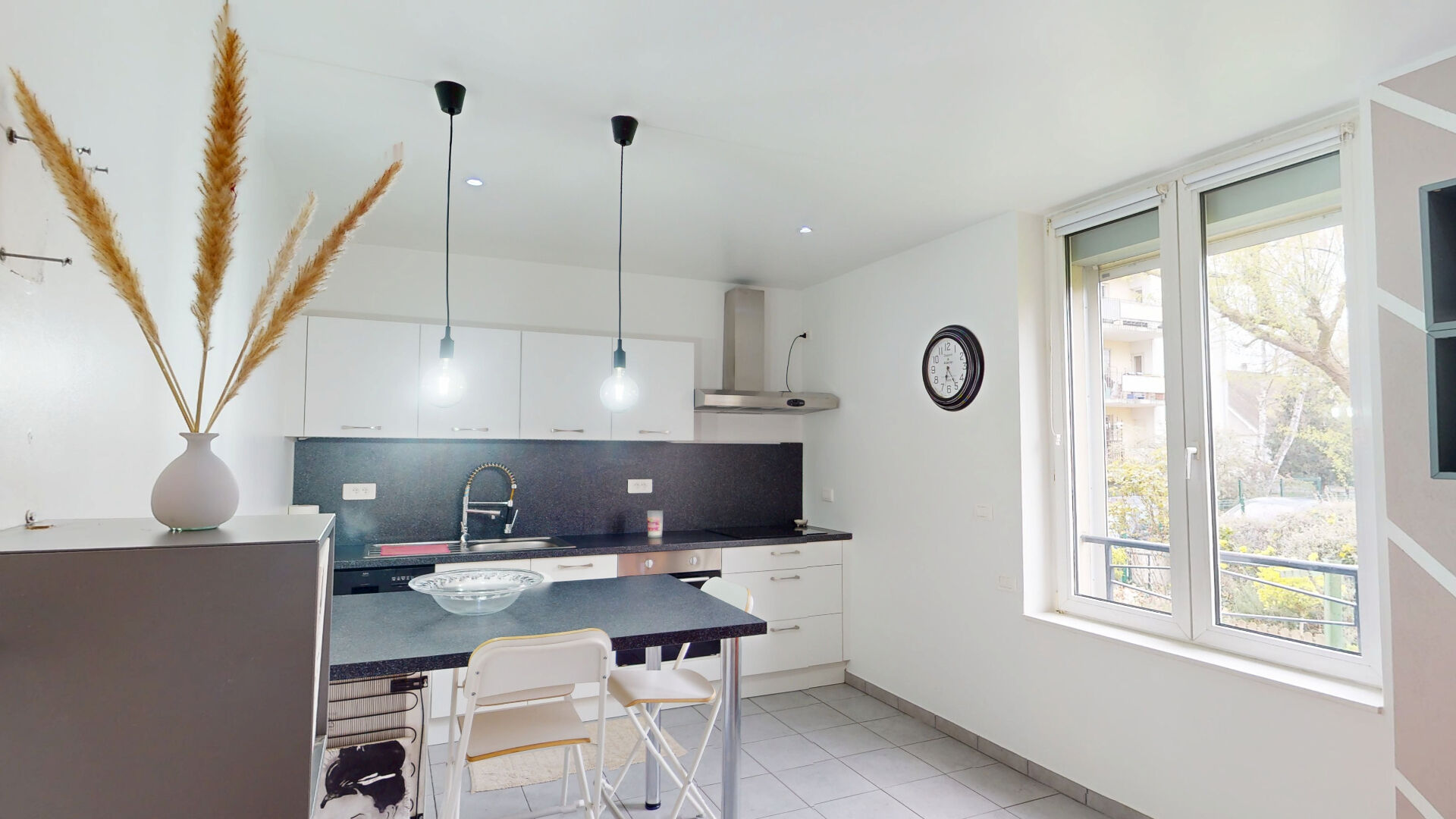 Appartement F3 meublé de 66.7 m2 au RDC ? Vue Jardin