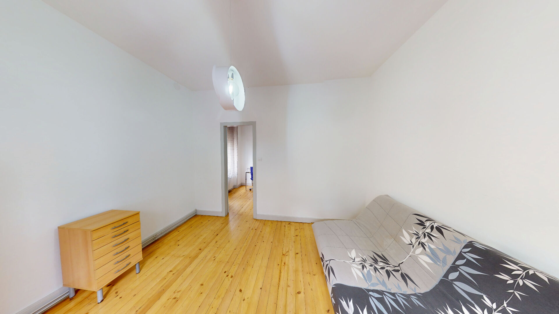 Appartement F3 meublé de 66.7 m2 au RDC ? Vue Jardin