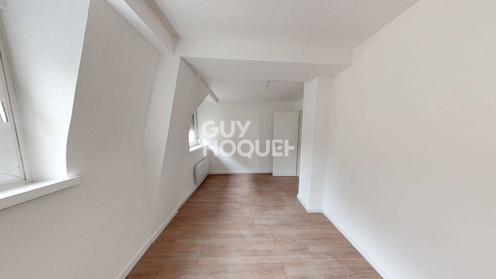 LOCATION d'un appartement F3 (69 m²) à Mulhouse Centre Historique