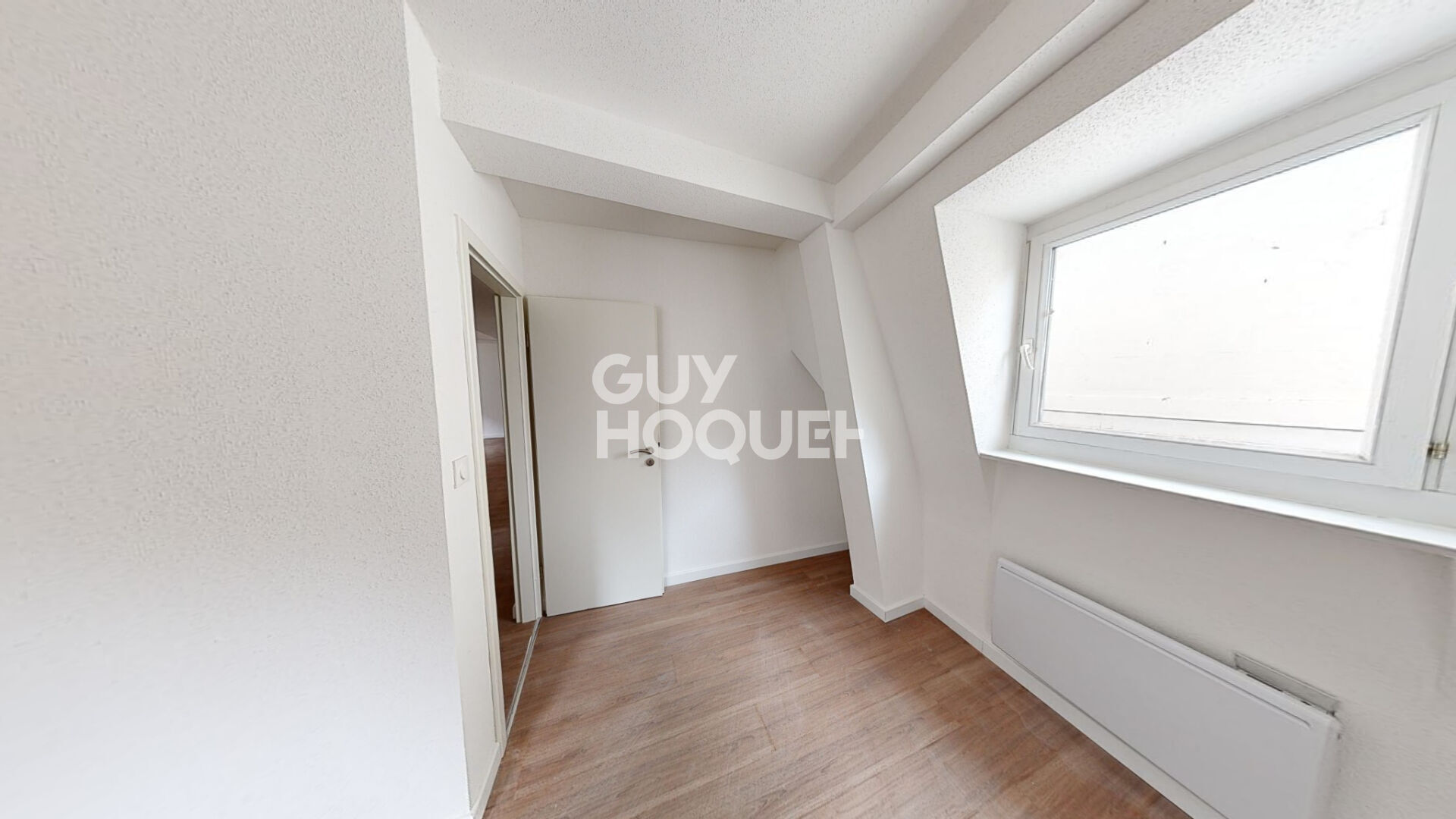 LOCATION d'un appartement F3 (69 m²) à Mulhouse Centre Historique