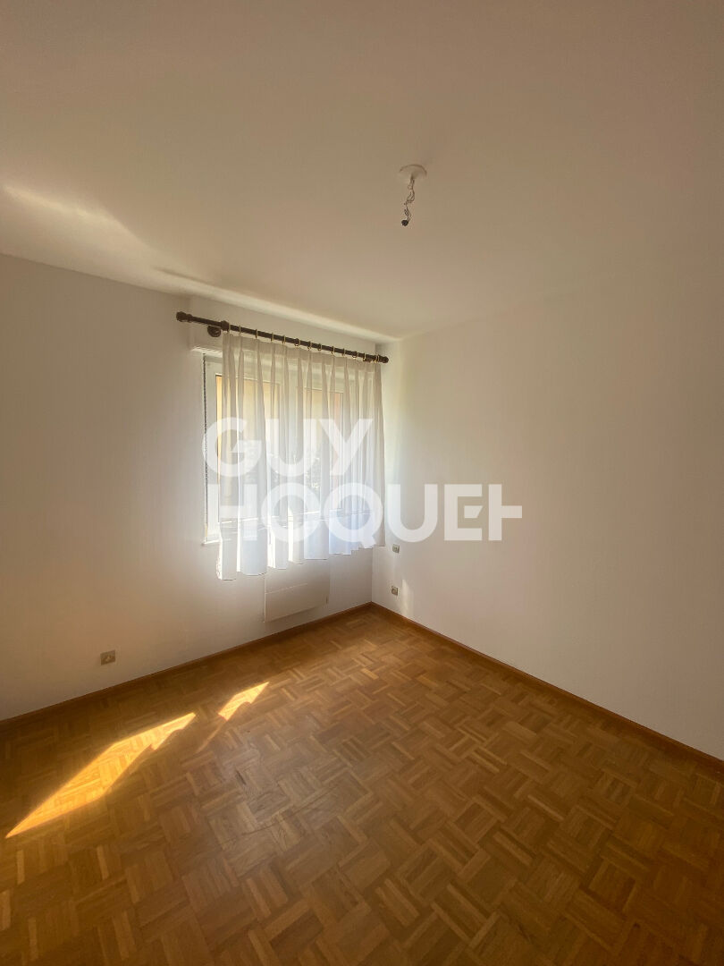 LOCATION d'un appartement F3 (76 m²) à BRUNSTATT DIDENHEIM Réf.3611
