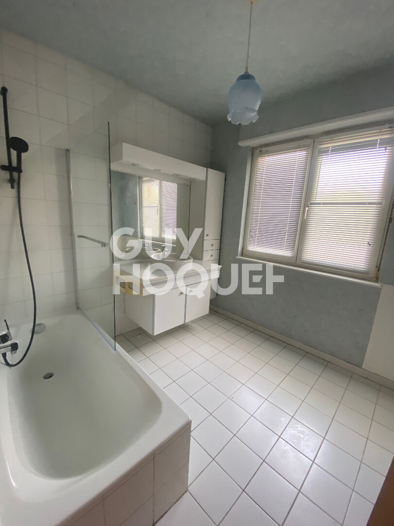 LOCATION d'un appartement F3 (76 m²) à BRUNSTATT DIDENHEIM Réf.3611