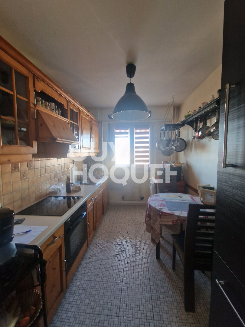 F3/4 avec Balcon et garage! Vue dégagée!