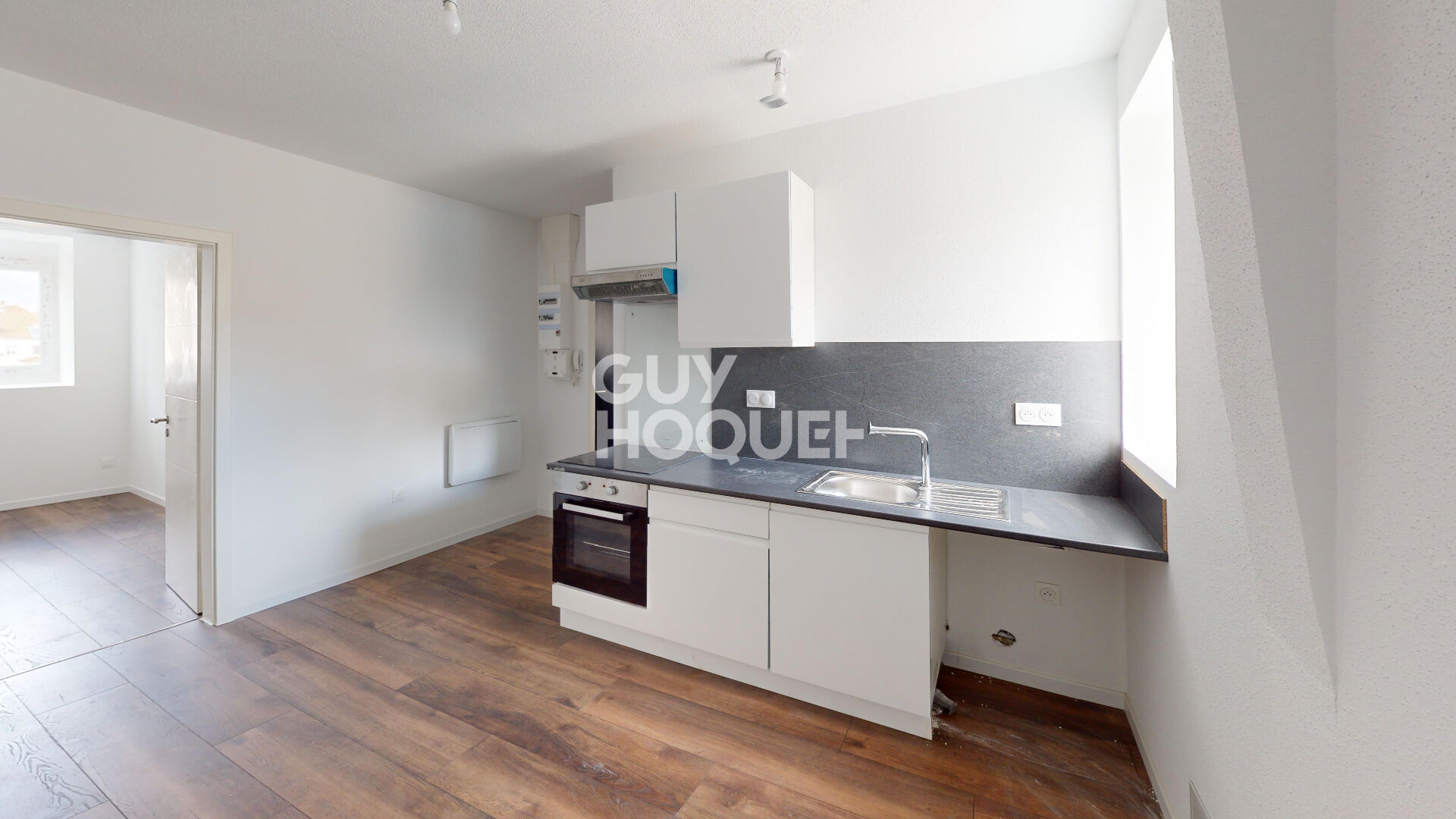 Immeuble idéalement placé! Rénové 2023!