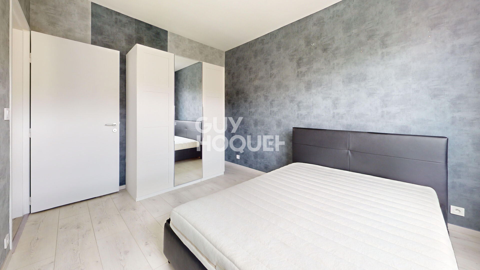 LOCATION d'un appartement meublé de 2 pièces (50 m²) à PFASTATT