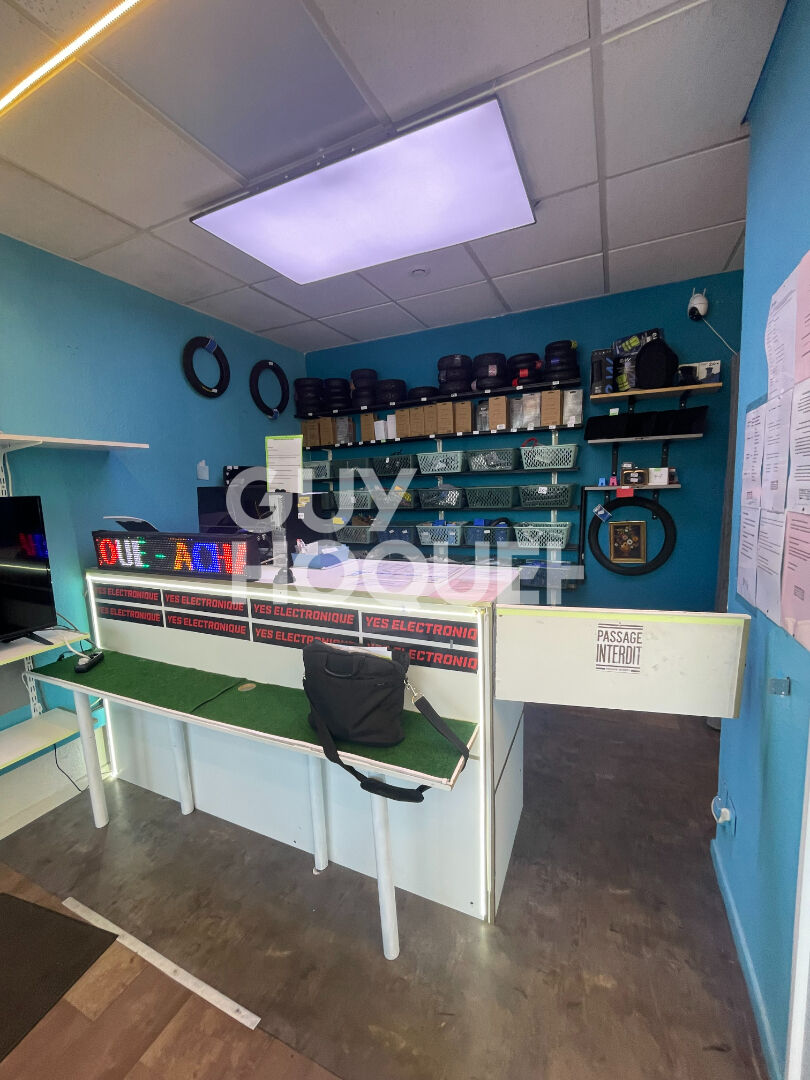 À vendre - Local  Commercial  à MULHOUSE