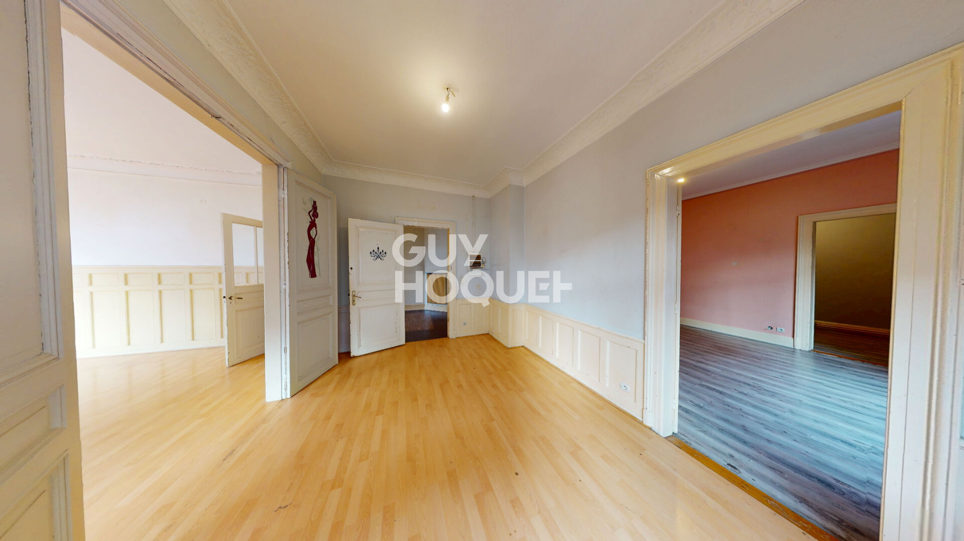 Spacieux appartement de caractère à Mulhouse  !!!!!!