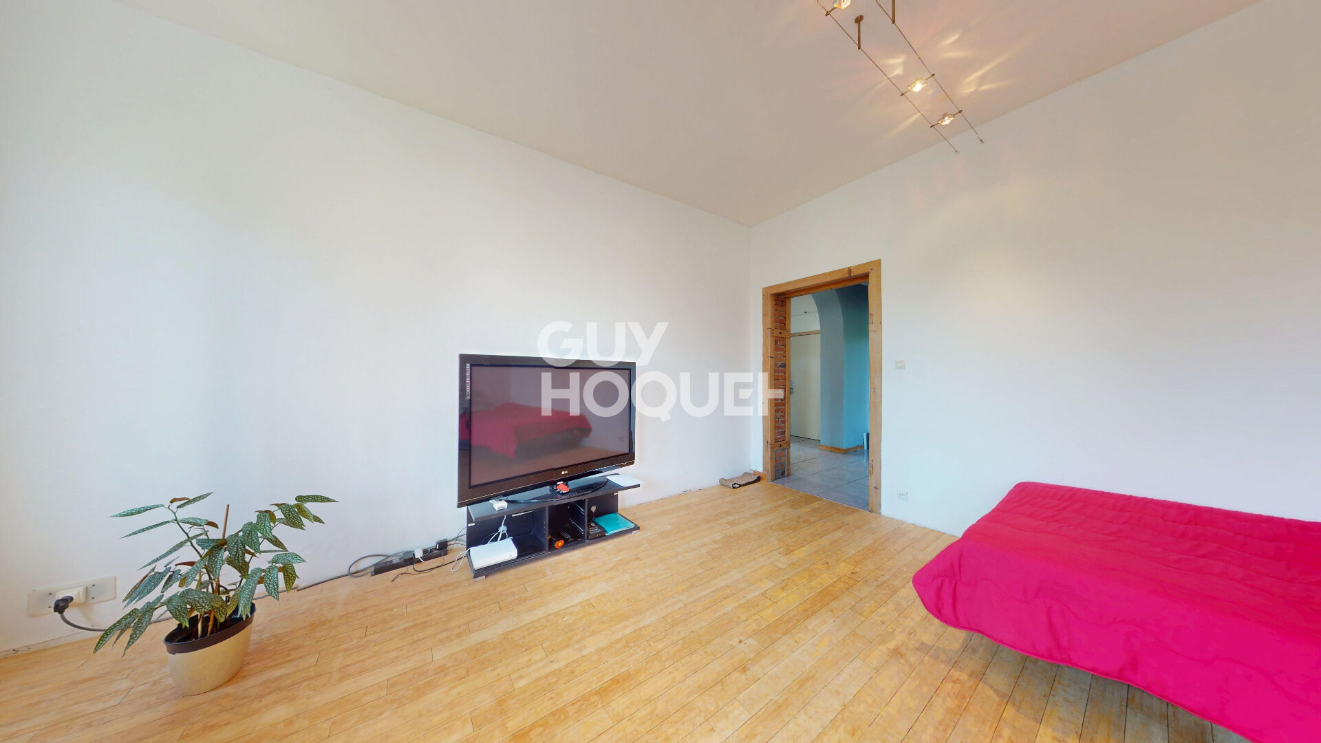 MULHOUSE | GRAND APPARTEMENT + JARDIN PRIVATIF