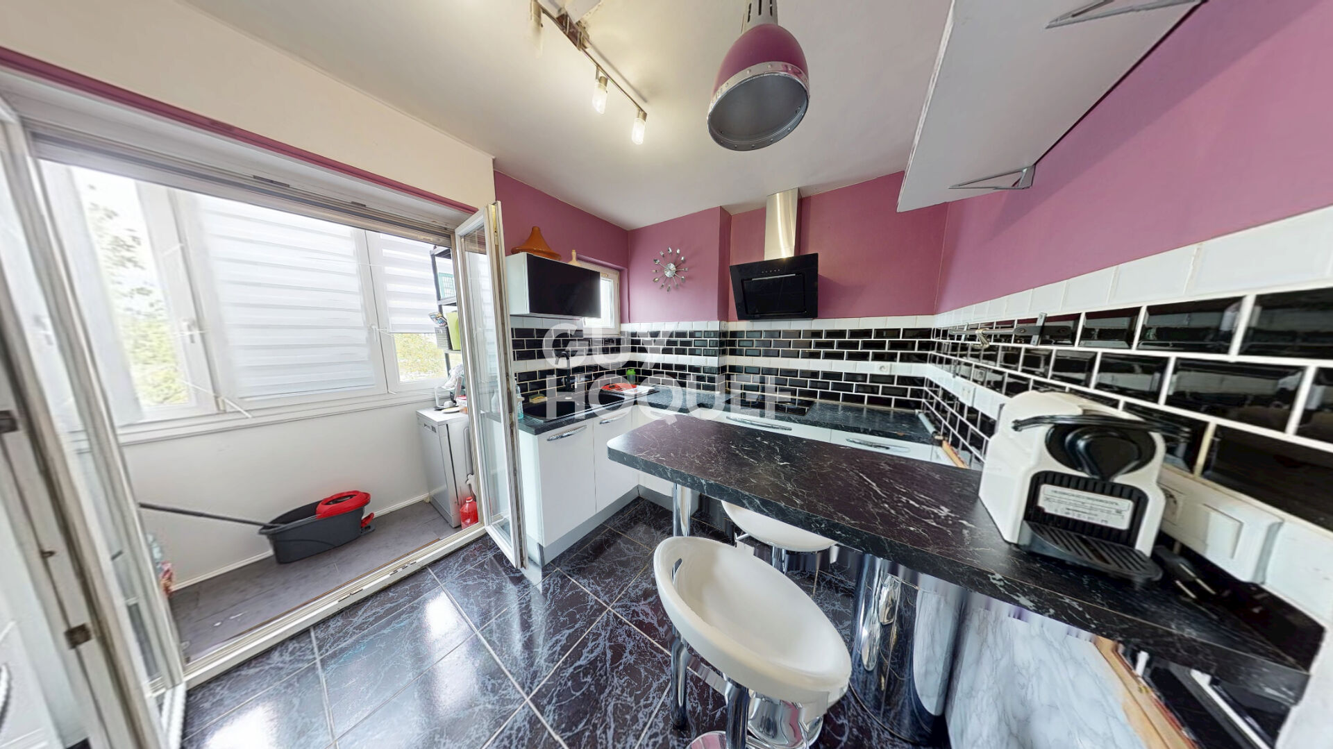 À vendre : Appartement 4 pièces à MULHOUSE à coté des commerces et axes autoroutiers