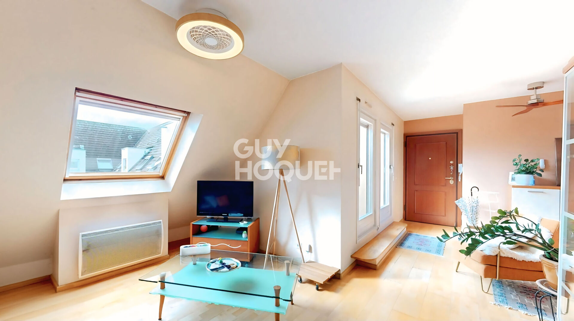 Appartement lumineux avec balcon et vue dégagée - À deux pas du centre-ville