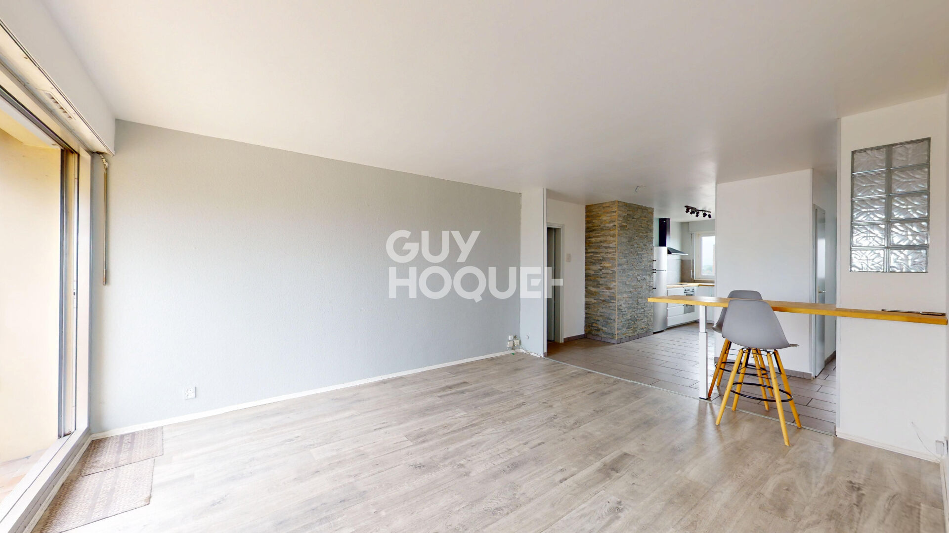 EXCLUSIVITÉ ? APPARTEMENT 4 PIÈCES AU DERNIER ÉTAGE