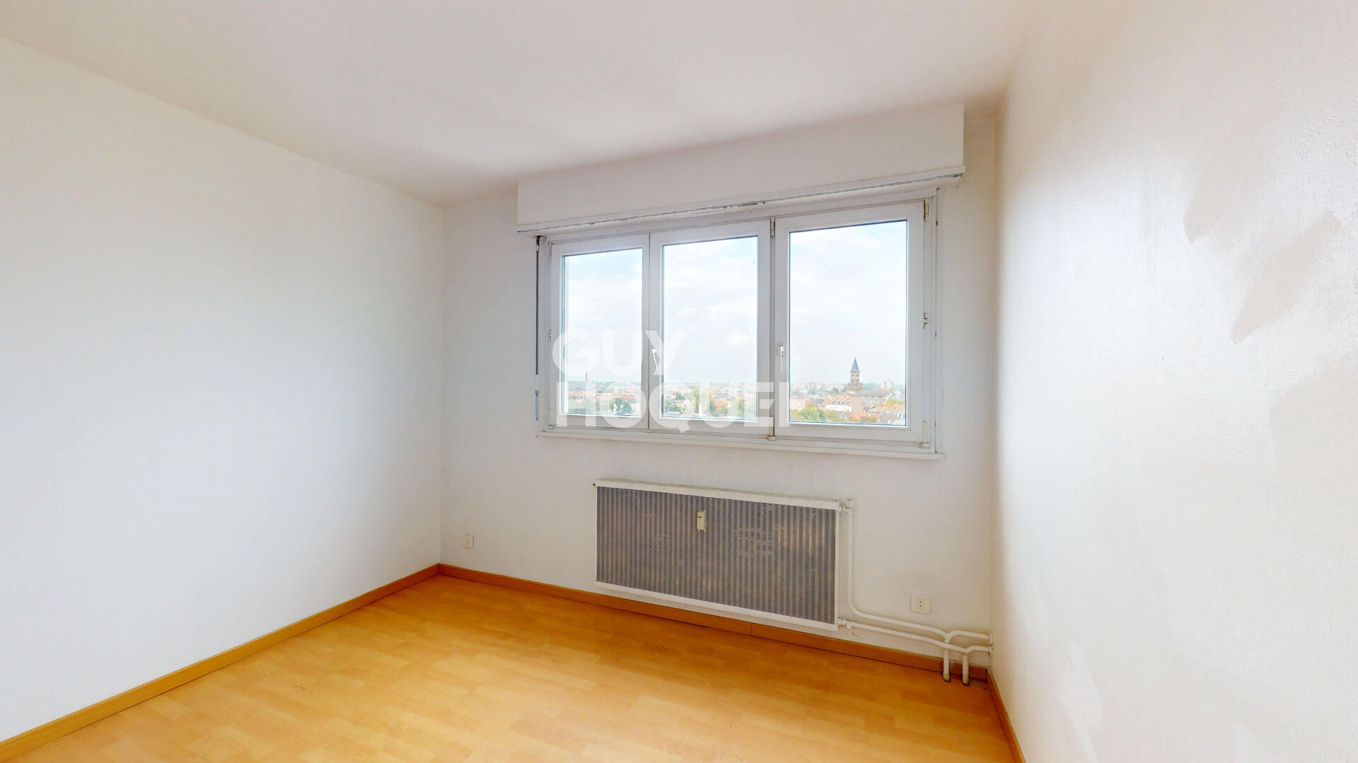EXCLUSIVITÉ ? APPARTEMENT 4 PIÈCES AU DERNIER ÉTAGE
