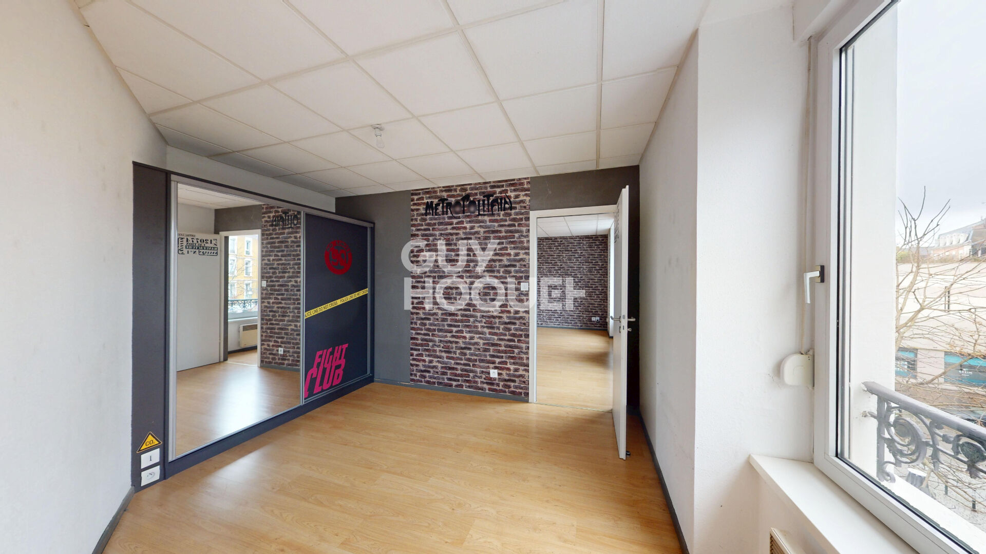 Immeuble 600 m2 centre historique de Mulhouse  9xF2 + 2 locaux commerciaux