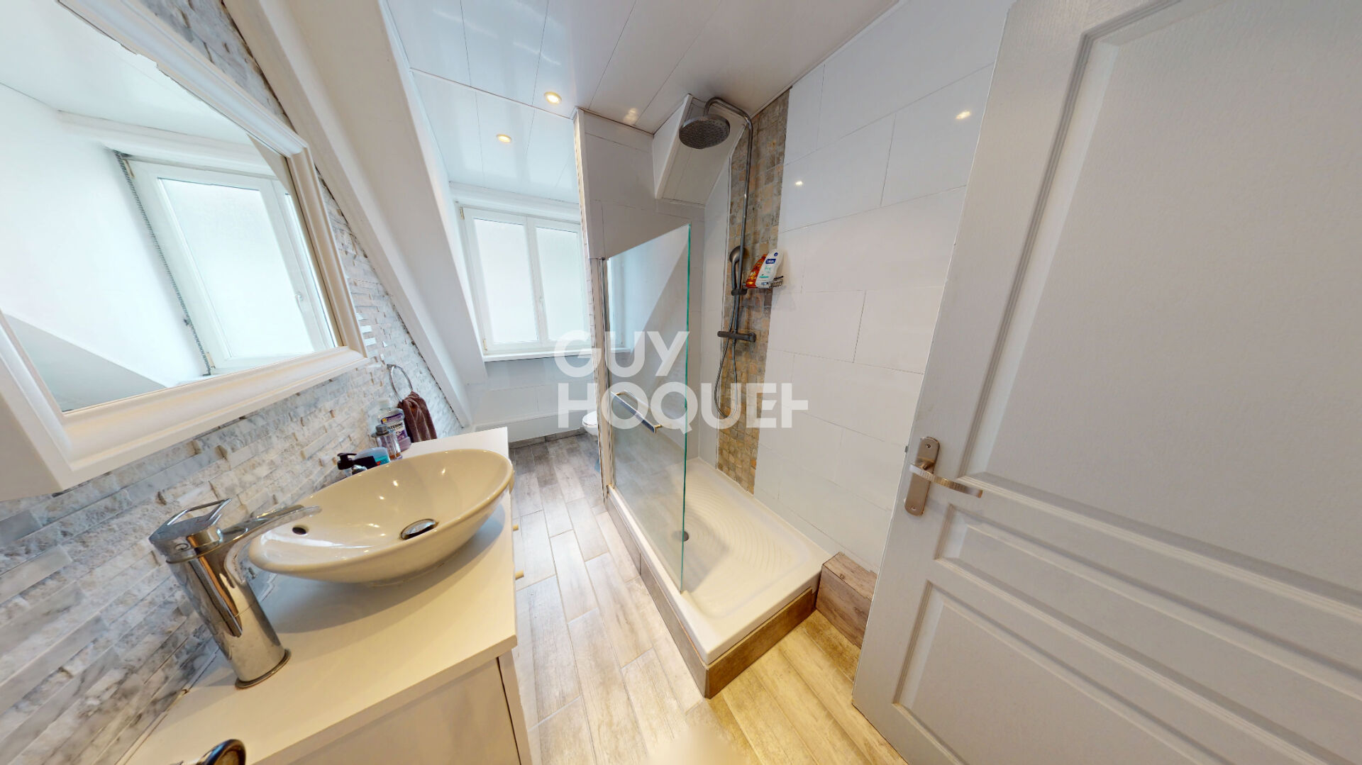 Appartement 3 pièces de 64 m² au Dernier étage et au Centre-ville de Mulhouse