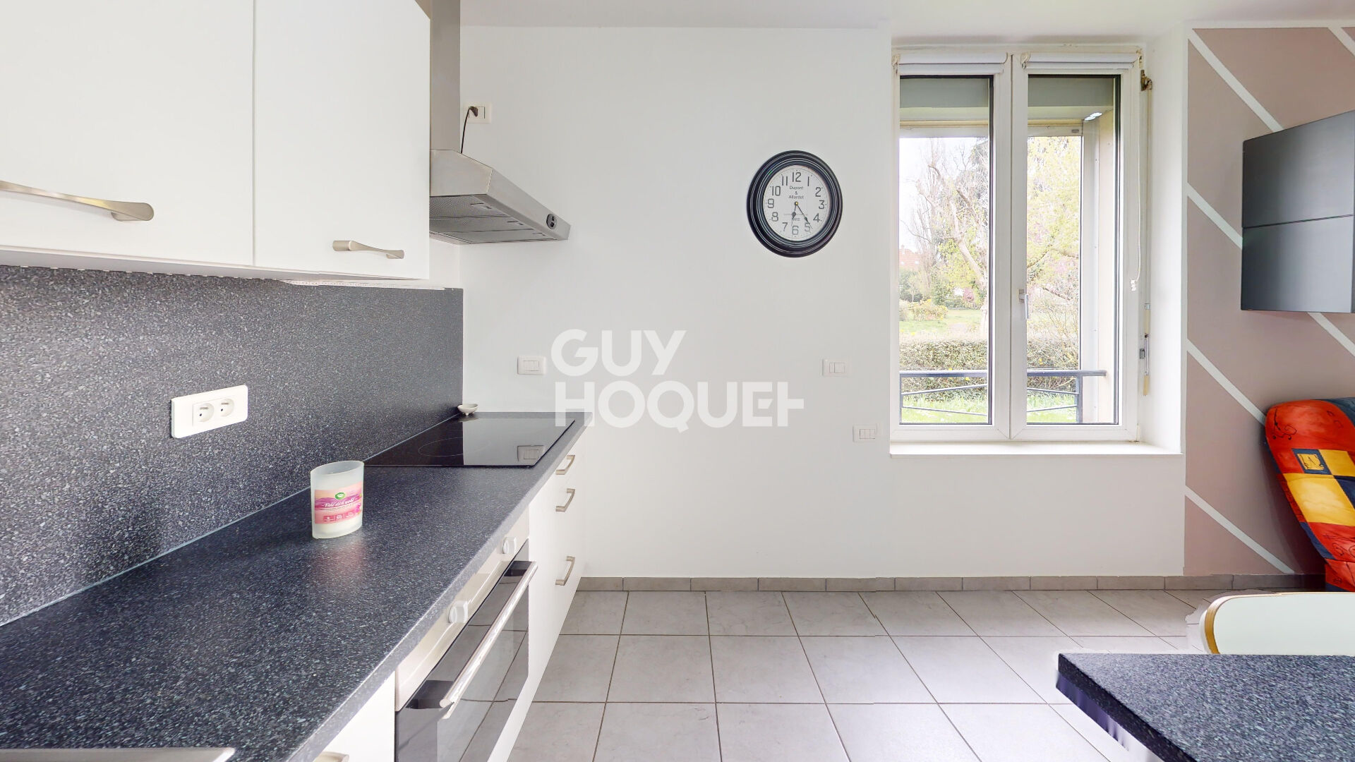 Guy Hoquet Mulhouse!F3 à rafraîchir proche axes autoroutiers!