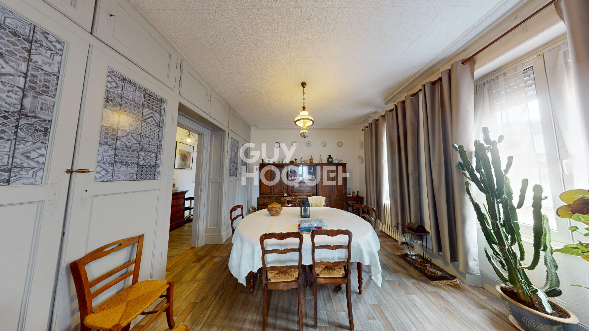 Immeuble avec cachet!