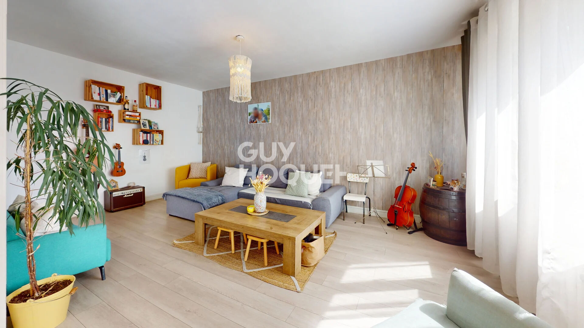 À vendre - Appartement 5 pièces de 125 m² - Emplacement exceptionnel au centre-ville de Mulhouse, à deux pas de Porte Jeune