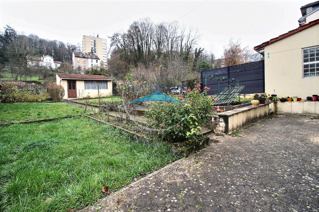 A VENDRE à NANCY (54000) : Maison à rénover - garage - jardin